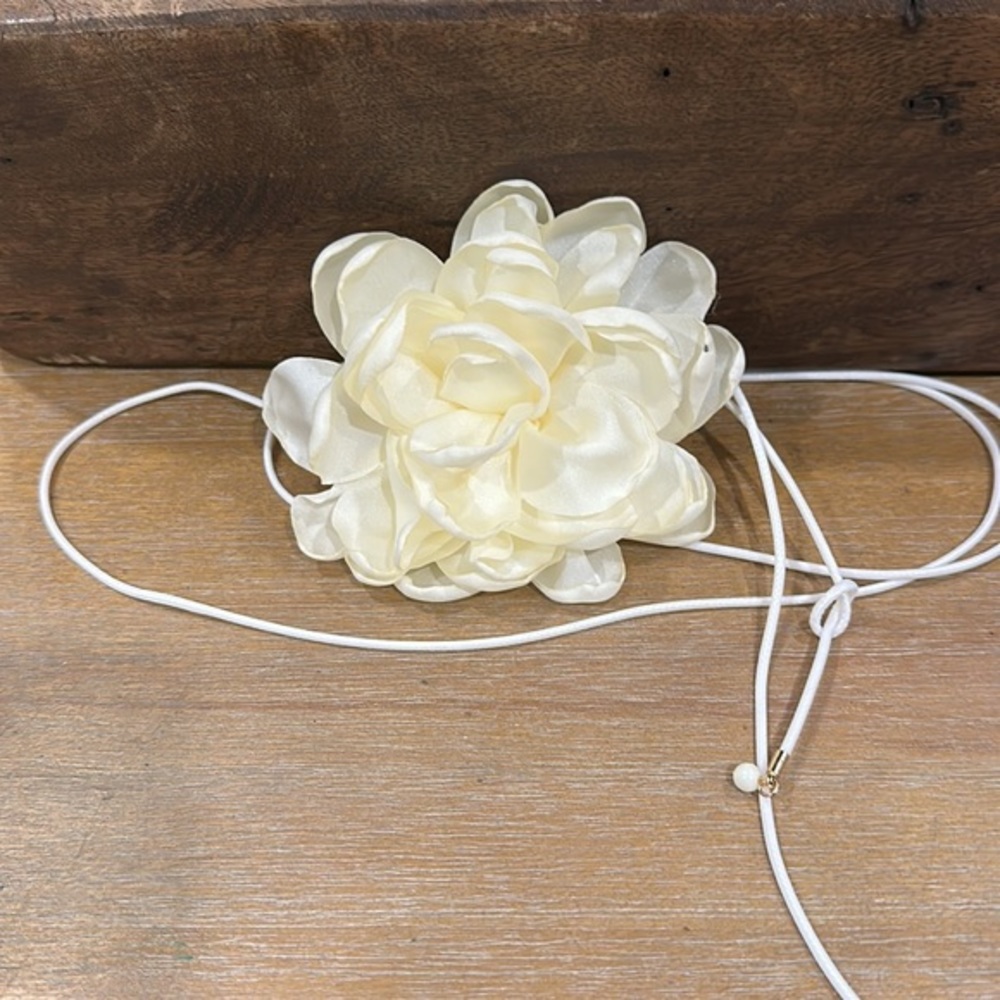 Free People All Is Well Flower Choker Ivory NWT